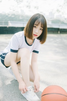 梁静个人资料